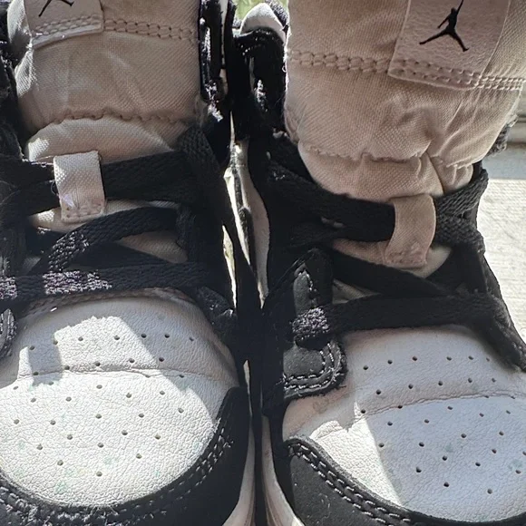 Jordan Black and White High-Tops - Picture 12 of 13